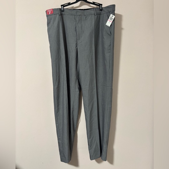 Van Heusen Pants Mens 40x34 Flex Straight Fit Dress Wrinkle Free Flat Front Grey - Picture 1 of 7